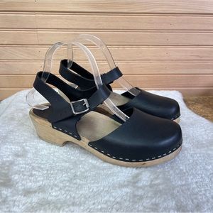 Lotta's Black Leather Low Wooden Clog